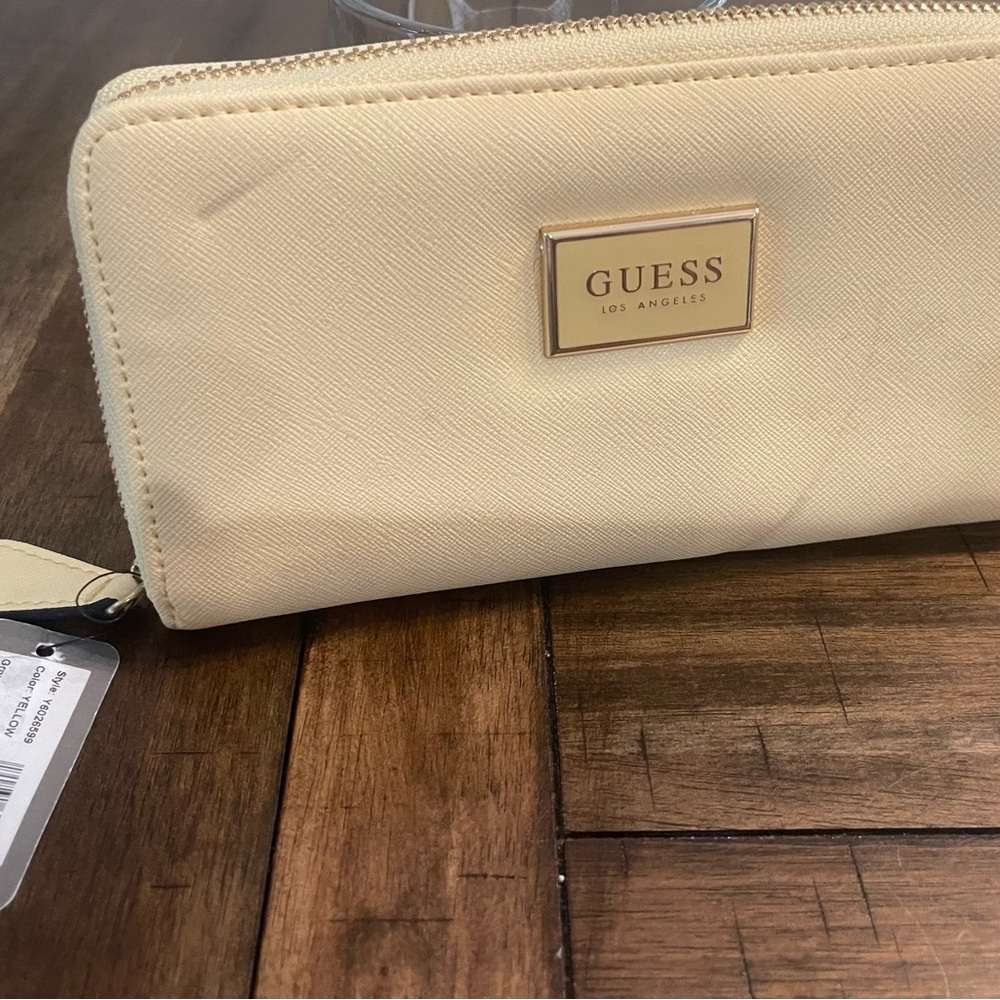 Guess Wallet